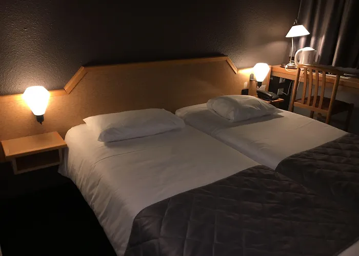 Le Carline, Sure Collection By Western Καν